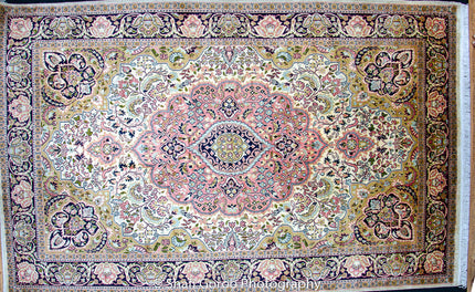 Regular silk carpet, size: 4 feet by 6 feet