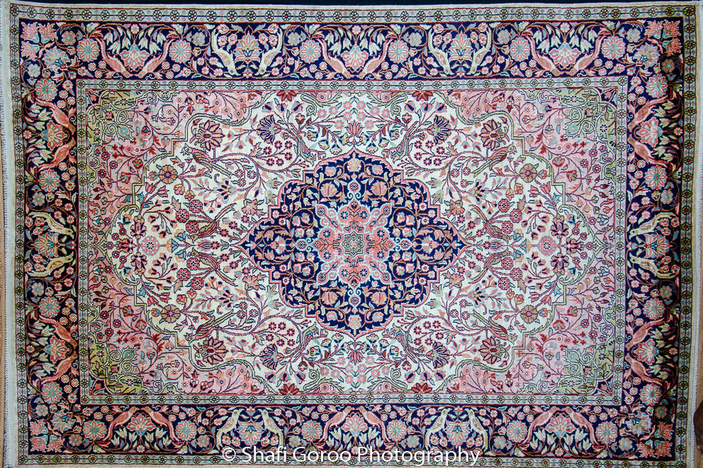 Regular silk carpet, size: 4 feet by 6 feet