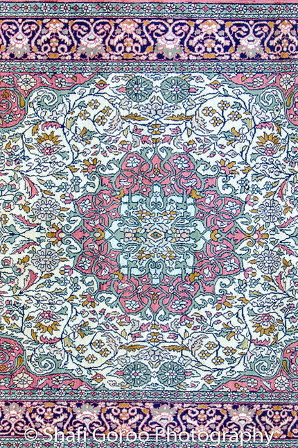 Regular silk carpet, size: 4 feet by 6 feet