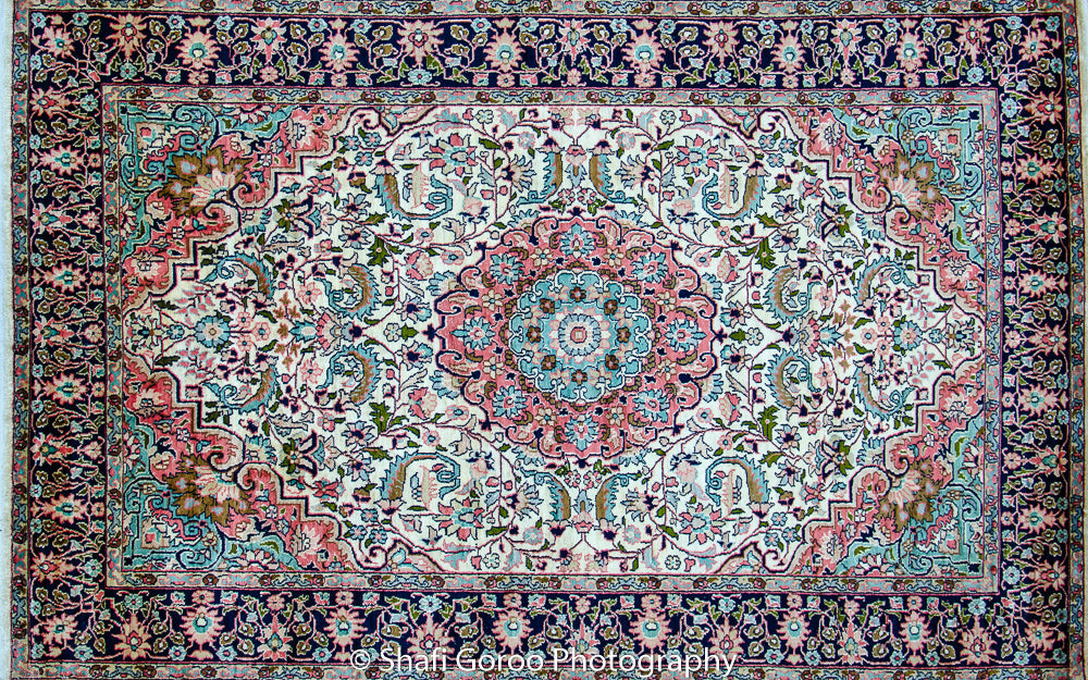 Regular silk carpet, size: 4 feet by 6 feet