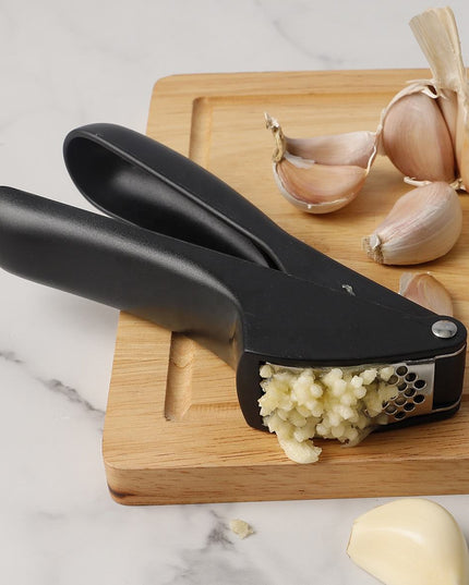 Manual Garlic Press Crusher Tool (1 Pc)