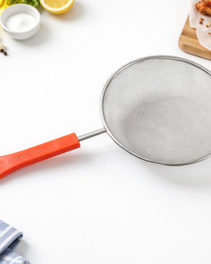B-grade Big Size Fine Mesh Kitchen Strainer With Strong Handle Grip (1 Pc)