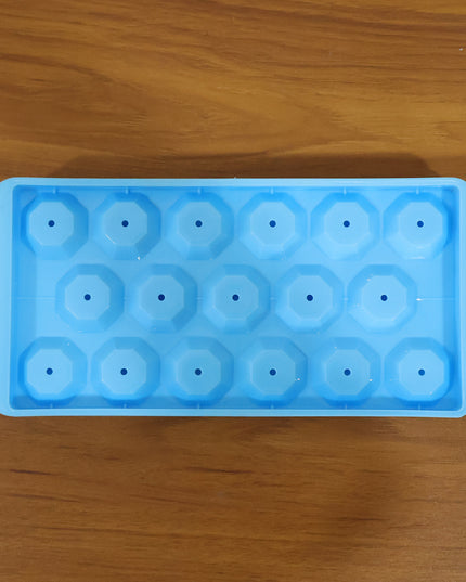 Multipurpose Ice Cube Tray With Lid 17 Grid Mold (1 Pc)