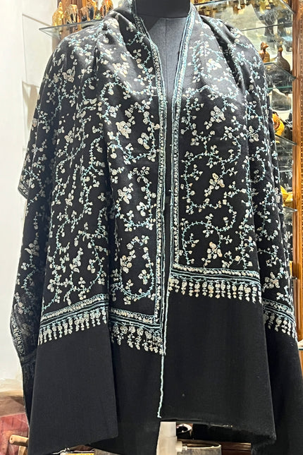 Embroidered pashmina stole