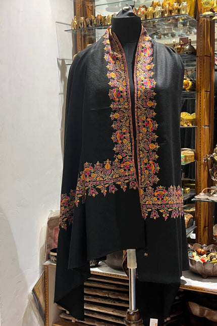 Embroidered pashmina shawl