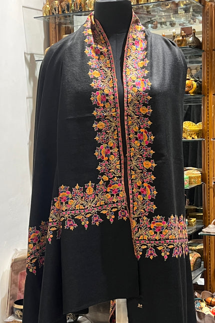 Embroidered pashmina shawl