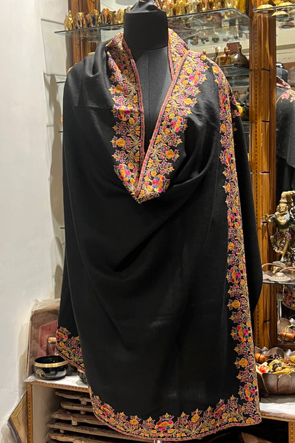 Embroidered pashmina shawl