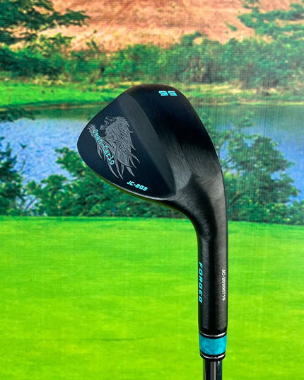 High Performance Carbon Steel Golf Clubs Are Lightweight And Durable, Suitable For Beginners And Professional Players