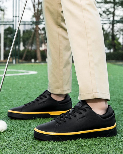 Golf Shoes Men New Comfortable Non-slip Outdoor Couple Golfer Training Spikeless Casual Golf Sports and Leisure Sneakers