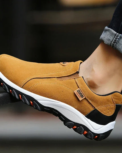 2025 New Men's Casual Sports Shoes for Outdoor Walking, Lightweight, Fashionable, and Comfortable Shoes, Size 38-50 Plus