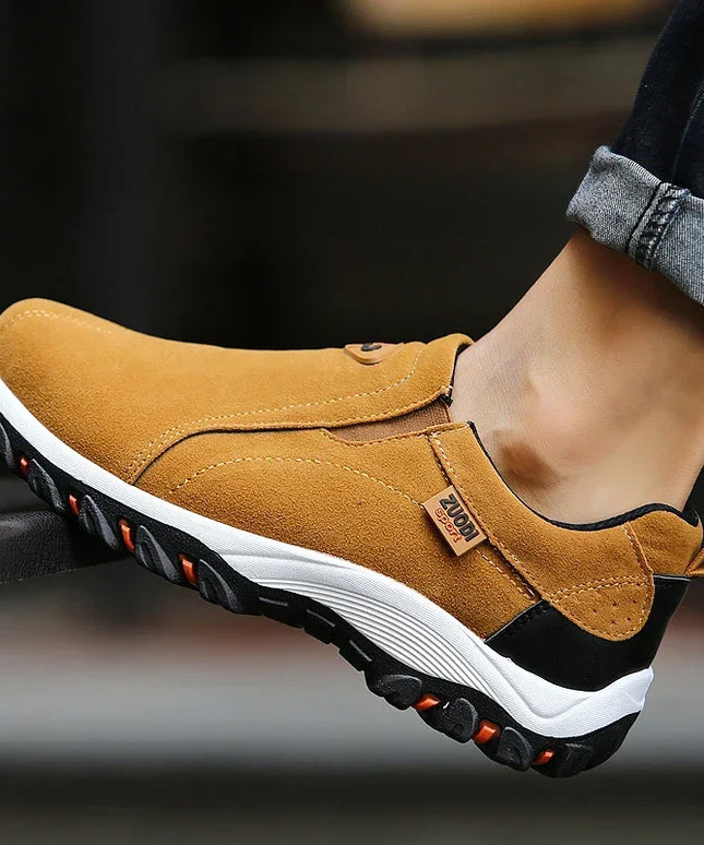 2025 New Men's Casual Sports Shoes for Outdoor Walking, Lightweight, Fashionable, and Comfortable Shoes, Size 38-50 Plus