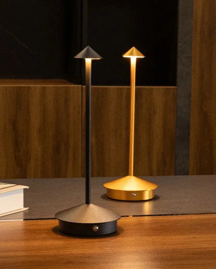 Rechargeable Table Lamp Creative Dining Touch Led Hotel Bar Coffee Pina Pro Table Lamp Lampada Da Tavolo Decorative Desk Lamp