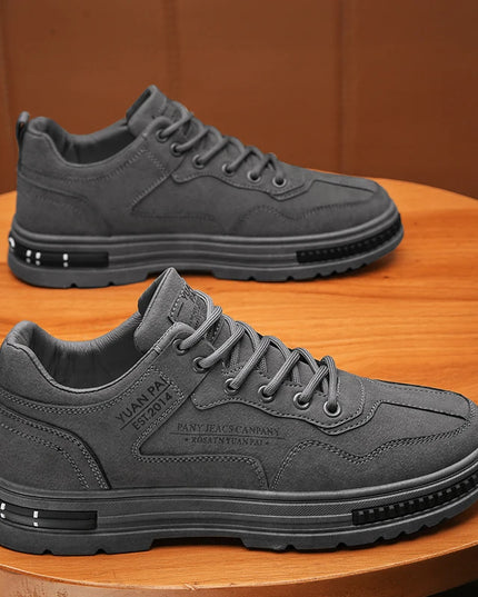 2025 new fashionable and trendy men's shoes, casual sports shoes, comfortable and versatile