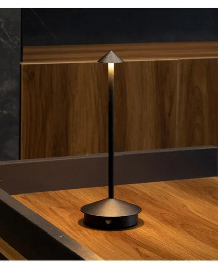 Rechargeable Table Lamp Creative Dining Touch Led Hotel Bar Coffee Pina Pro Table Lamp Lampada Da Tavolo Decorative Desk Lamp