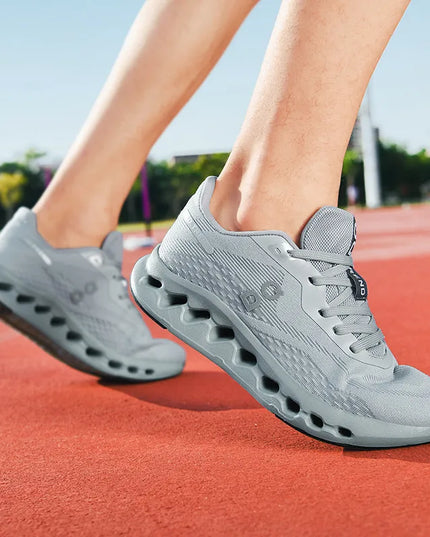 2025 New Summer New Shock Absorbing Casual Sports Shoes Off Road Running Men's and Women's Shoes Fashion Trend Golf Shoes 39-45