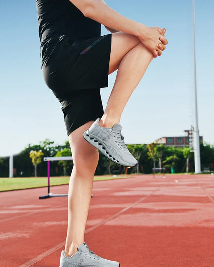 2025 New Summer New Shock Absorbing Casual Sports Shoes Off Road Running Men's and Women's Shoes Fashion Trend Golf Shoes 39-45