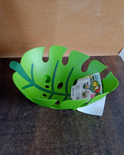 Leaf-shaped Plastic Fruit Basket (1 Pc)