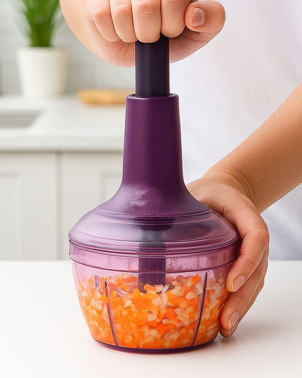 Supermom Manual Push Vegetable Chopper 650 Ml - (1 Pc)