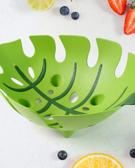 Leaf-shaped Plastic Fruit Basket (1 Pc)