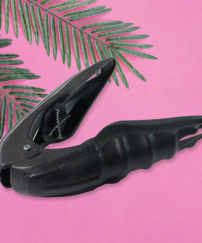 Multipurpose Walnuts And Seafood Cracker Tool - (1 Pc)