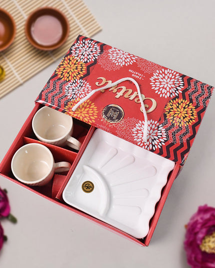 Cerntric Ceramic Tea Cup With Plastic Square Shape Serving Platter Milk Cup 3pc Set
