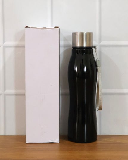 Stainless Steel Water Bottle With Carry Strap 600 Ml